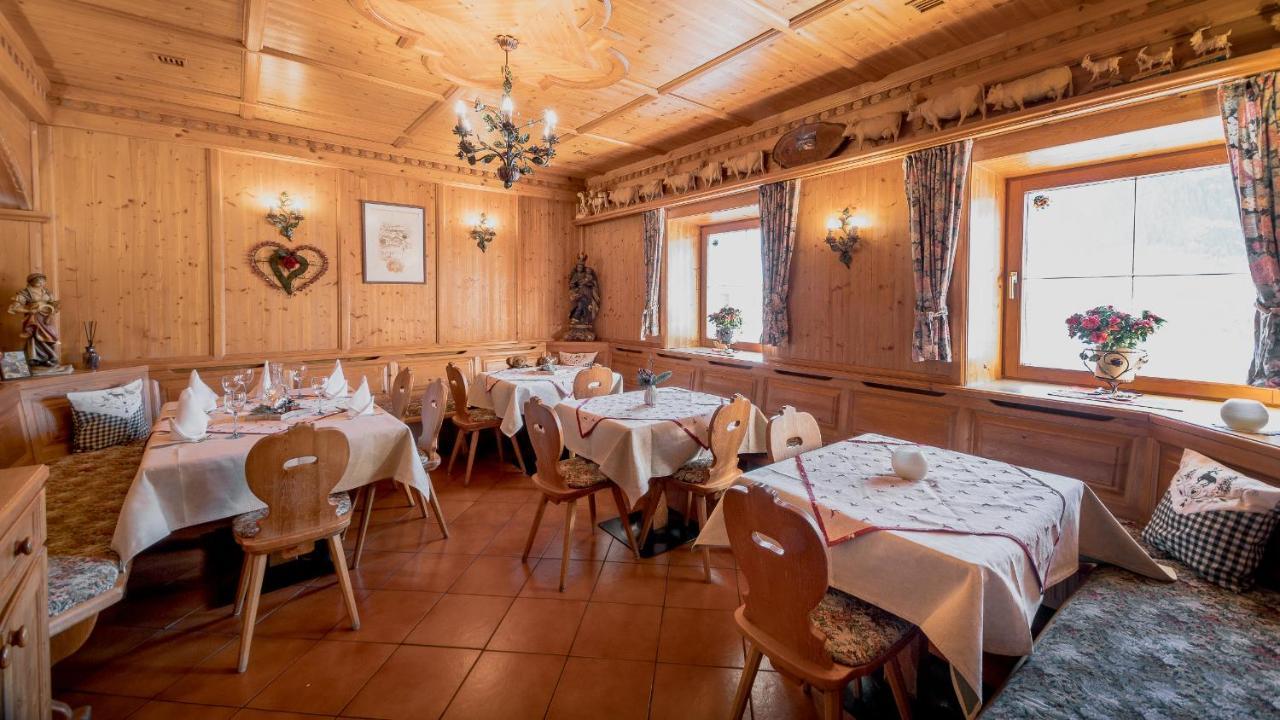 Gasthof Neuwirt Ellbögen エクステリア 写真
