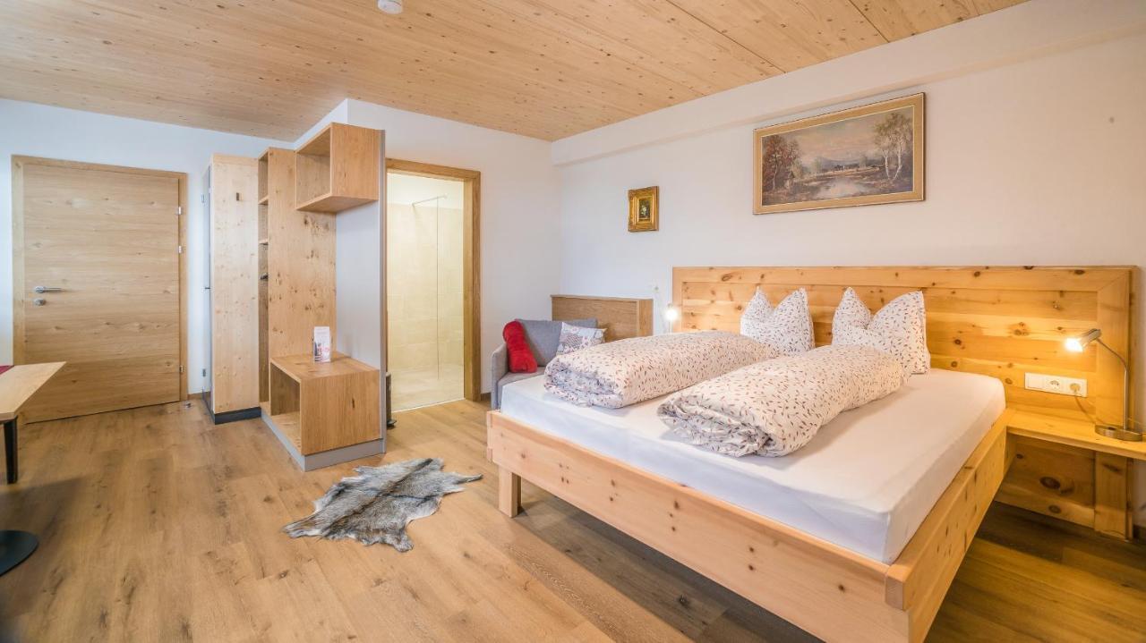 Gasthof Neuwirt Ellbögen エクステリア 写真