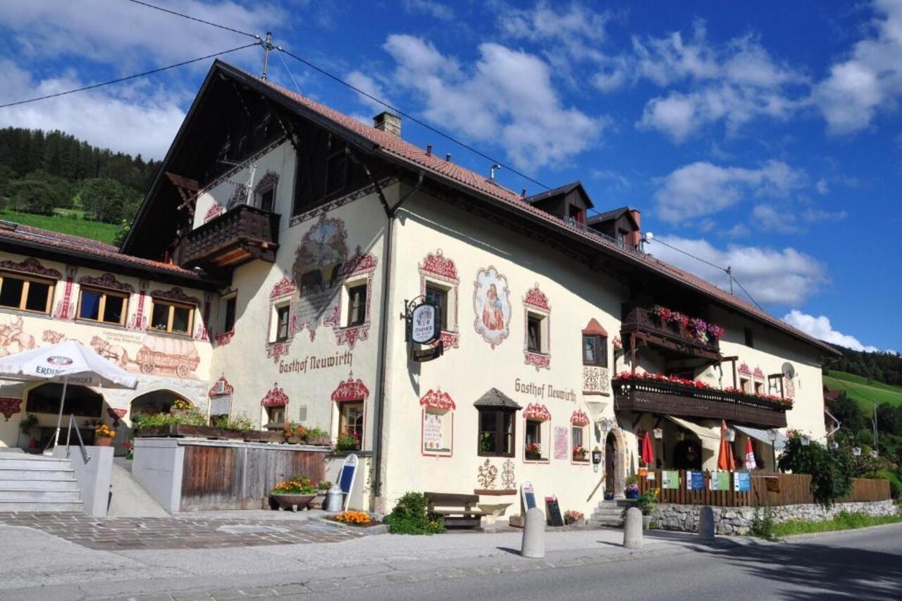 Gasthof Neuwirt Ellbögen エクステリア 写真