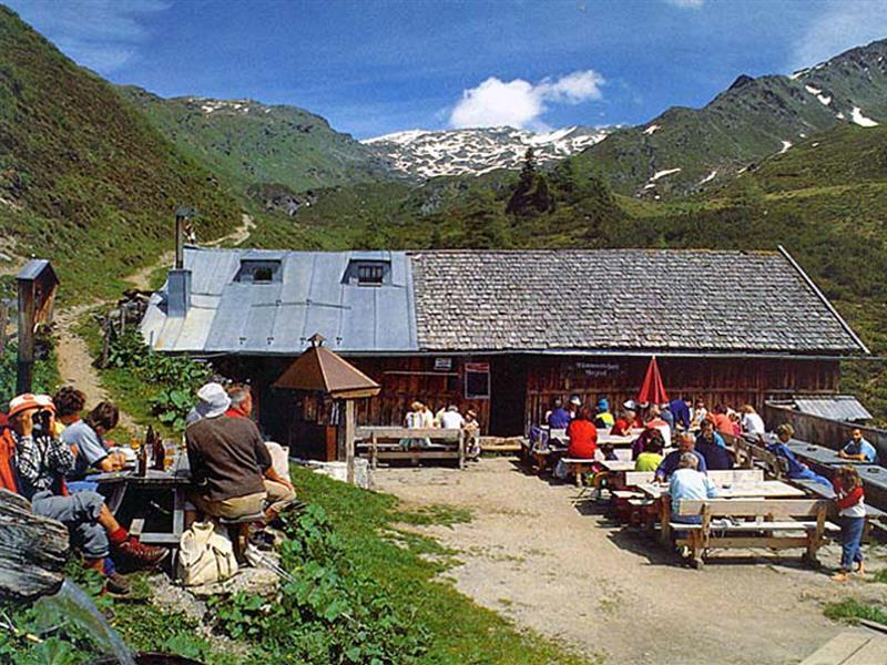 Gasthof Neuwirt Ellbögen エクステリア 写真